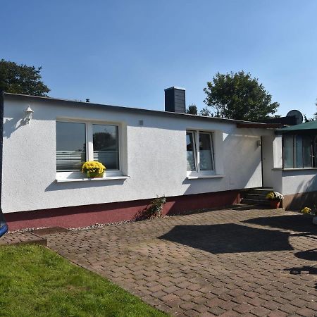 Villa Beautiful Bungalow in Kropelin with Garden Zimmer foto